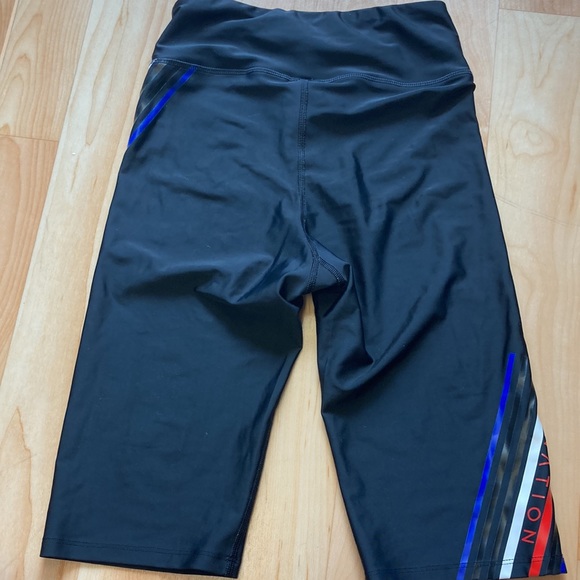 PE nation biker shorts - Picture 2 of 3